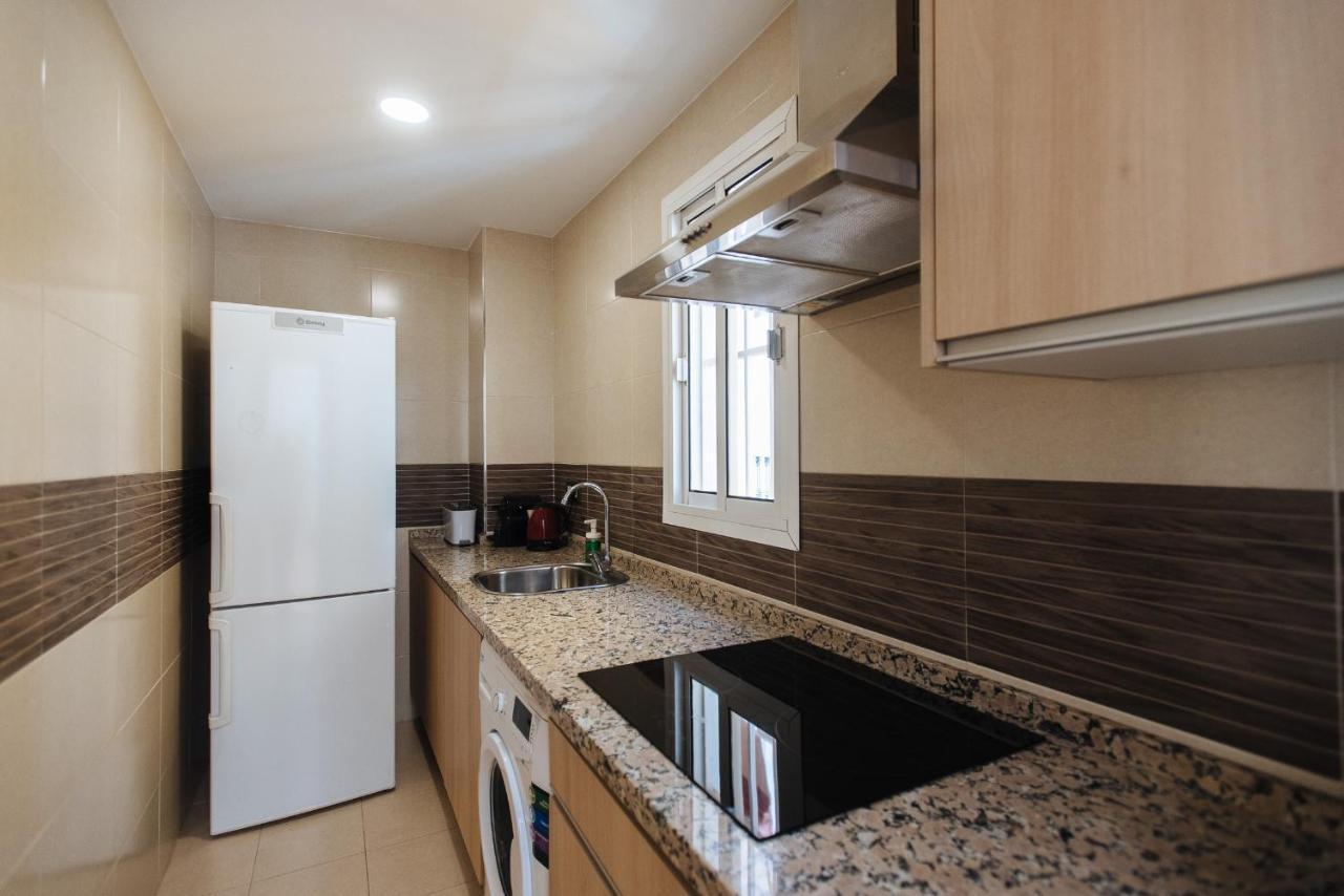 Sbh1 Beautiful 1 Bedroom Apartment In City Center Севиля Екстериор снимка